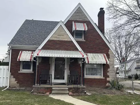 2933 Fort Park, Lincoln Park, MI 48146