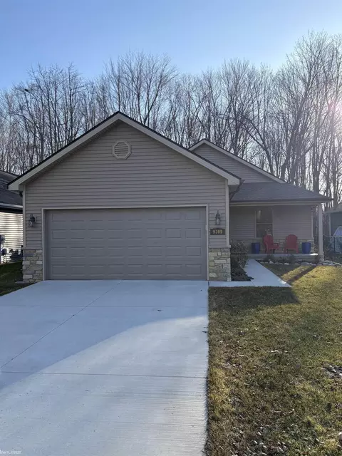 9309 Oakdale, Algonac, MI 48001 photo 2