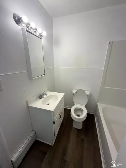Bath - 3778 N Custer, Monroe, MI 48162 photo 1 of 2