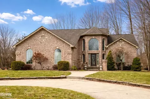 68135 Lake Angela, Richmond, MI 48062