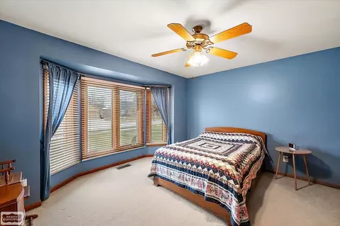 Bedroom - 17331 Lorraine, Macomb, MI 48044 photo 6 of 6