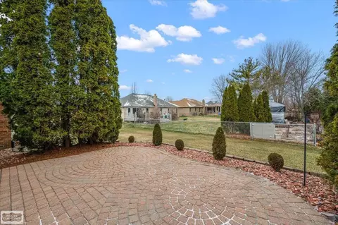 Exterior - 17331 Lorraine, Macomb, MI 48044 photo 3 of 8