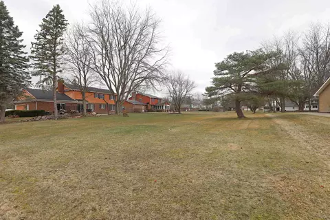 Cimarron, Flint, MI 48532 photo 4