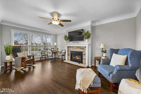 Living - 771 Saint Clair, Grosse Pointe, MI 48230 photo 1 of 1