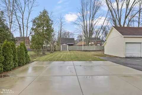Exterior - 771 Saint Clair, Grosse Pointe, MI 48230 photo 5 of 6