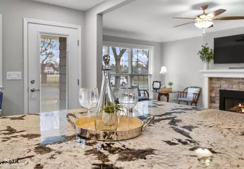 Kitchen - 771 Saint Clair, Grosse Pointe, MI 48230 photo 5 of 6