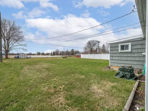 Exterior - 365 Sidney, Dundee, MI 48131 photo 3 of 6