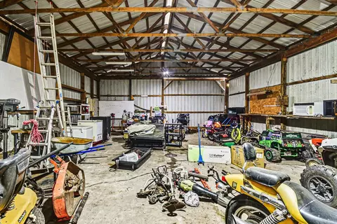 1769 Bentley, Bentley, MI 48613 photo 10