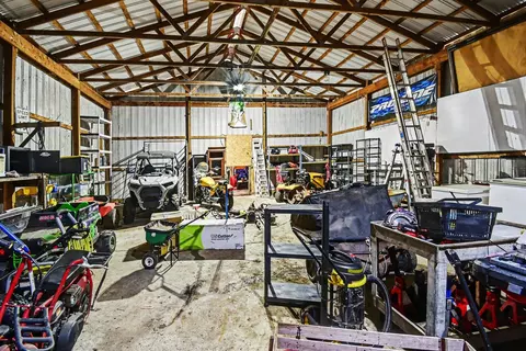 1769 Bentley, Bentley, MI 48613 photo 9