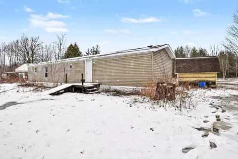 1769 Bentley, Bentley, MI 48613 photo 3