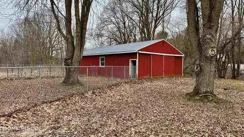 Exterior - 3300 E Lansing, Bancroft, MI 48414 photo 4 of 7