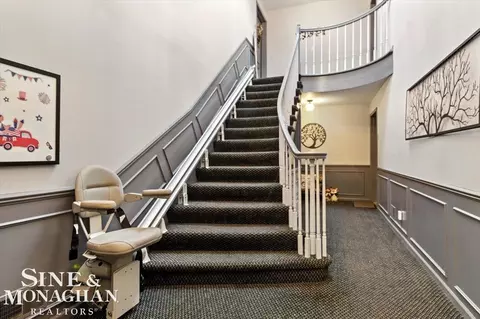 Entry Way - 669 N Riverside #4, Saint Clair, MI 48079 photo 3 of 4