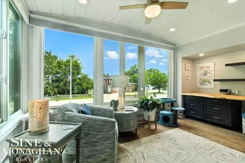 Other - 669 N Riverside #4, Saint Clair, MI 48079 photo 2 of 8