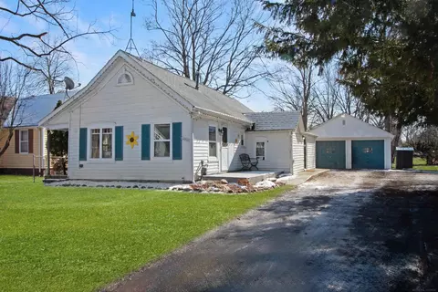 34720 W Maple, Memphis, MI 48041