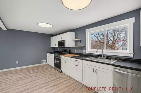 Kitchen - 7069 E Atherton, Davison, MI 48423 photo 1 of 1