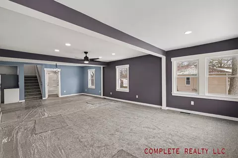 Living - 7069 E Atherton, Davison, MI 48423 photo 1 of 6
