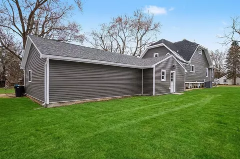 Exterior - 7069 E Atherton, Davison, MI 48423 photo 6 of 7