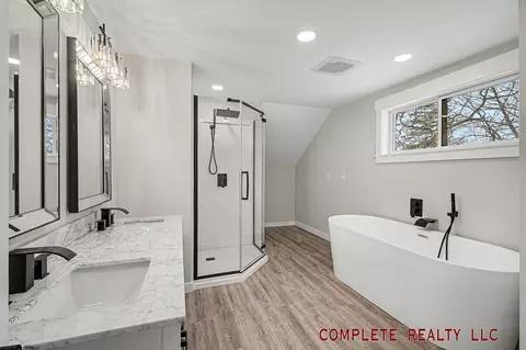 Bath - 7069 E Atherton, Davison, MI 48423 photo 3 of 5