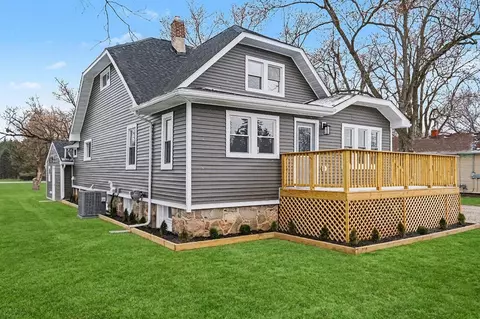 Exterior - 7069 E Atherton, Davison, MI 48423 photo 2 of 7