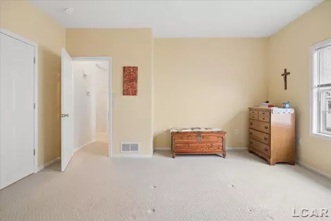 Bedroom - 959 W Maumee #B, Adrian, MI 49221 photo 2 of 2