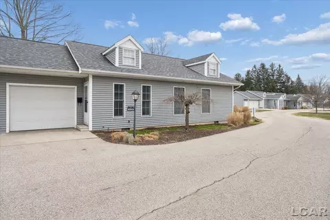 Exterior - 959 W Maumee #B, Adrian, MI 49221 photo 1 of 2