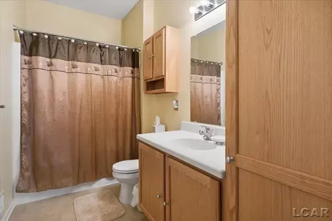 Bath - 959 W Maumee #B, Adrian, MI 49221 photo 2 of 3