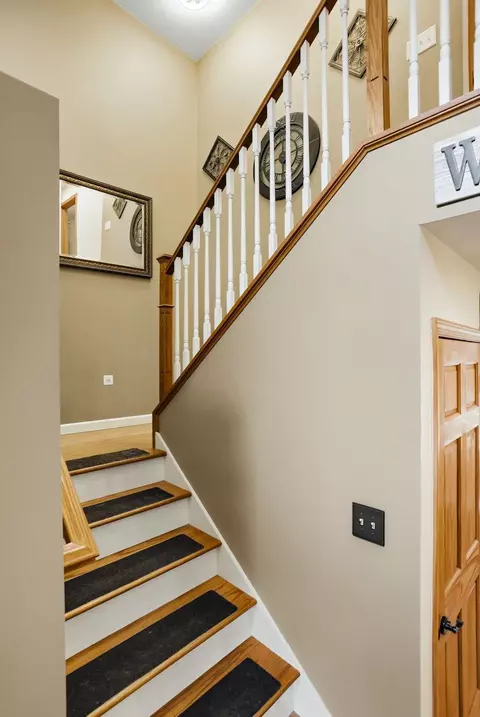 Entry Way - 2119 E Vienna, Clio, MI 48420 photo 5 of 7