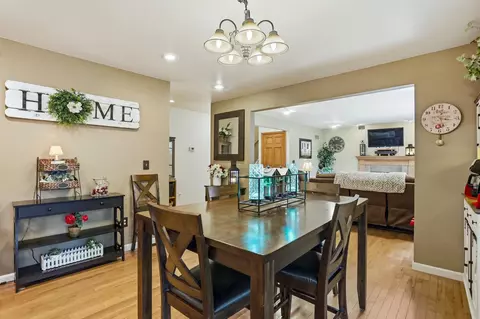 Dining - 2119 E Vienna, Clio, MI 48420 photo 3 of 3