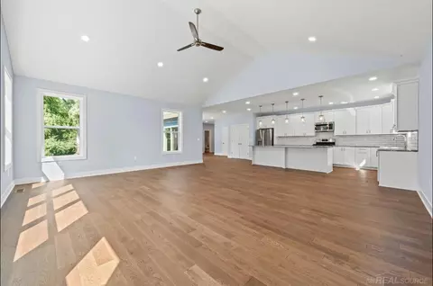 Living - 3200 Weidemann, Clarkston, MI 48348 photo 3 of 3