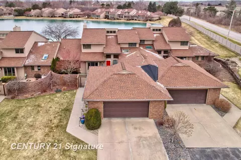 2735 Inverness, Bay City, MI 48706