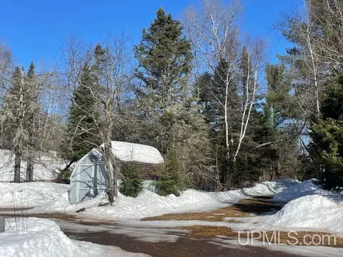 20335 Co Rd 581, Ishpeming, MI 49849 photo 4