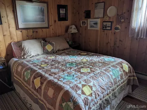 Bedroom - 11305 M-26, Eagle Harbor, MI 49950 photo 1 of 5
