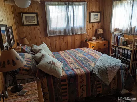 Bedroom - 11305 M-26, Eagle Harbor, MI 49950 photo 4 of 5