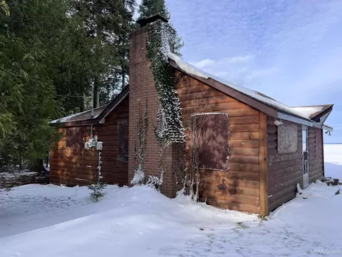 641 N Cord 441, Manistique, MI 49854