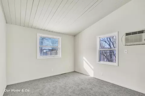 708 Nafus, Owosso, MI 48867 photo 16