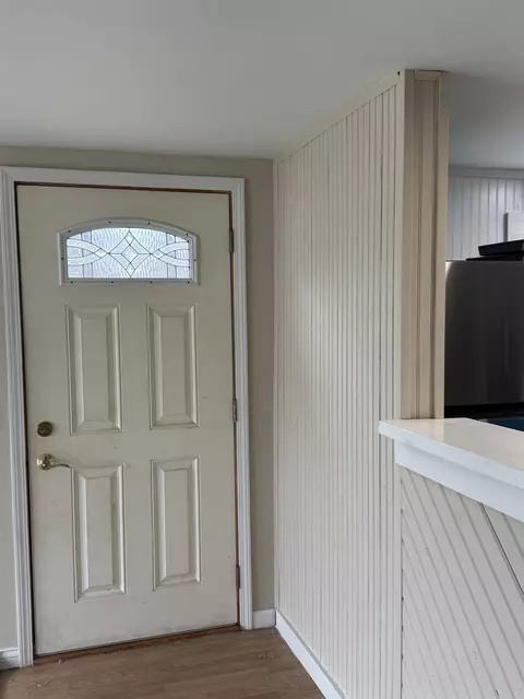 Entry Way - 1306 Garfield, Mount Morris, MI 48458 photo 1 of 1