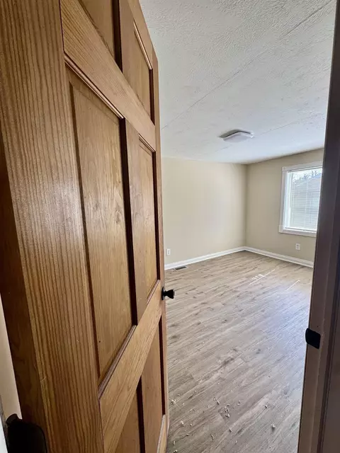 Bedroom - 1306 Garfield, Mount Morris, MI 48458 photo 4 of 7
