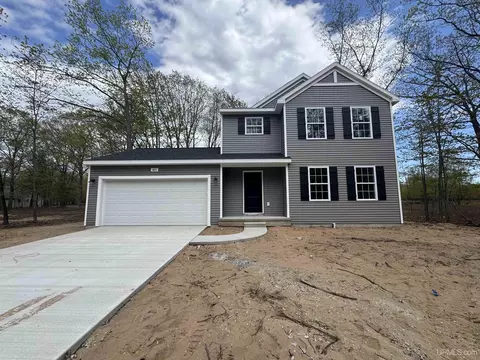 403 25th, Gladstone, MI 49837