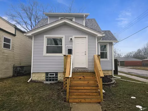 4366 9th, Ecorse, MI 48229