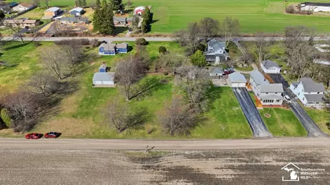 View/Area - 924 Hawthorne, Temperance, MI 48182 photo 2 of 4
