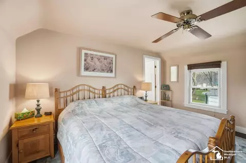 Bedroom - 924 Hawthorne, Temperance, MI 48182 photo 3 of 7