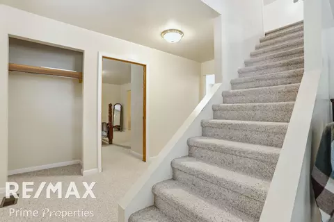 Entry Way - 20 W W Riv, Gladwin, MI 48624 photo 5 of 5