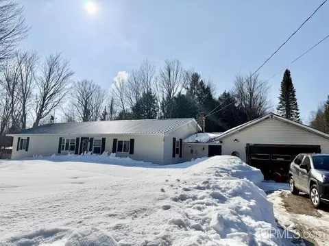 7507 Perkins 305, Rapid River, MI 49878