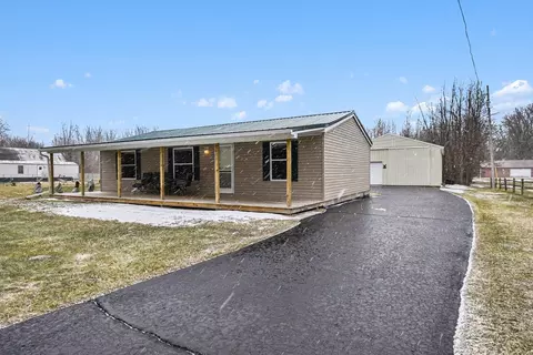 1526 E Miller, Midland, MI 48640