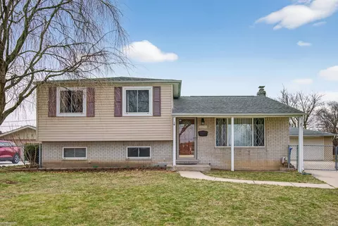 13344 Chippewa, Warren, MI 48088