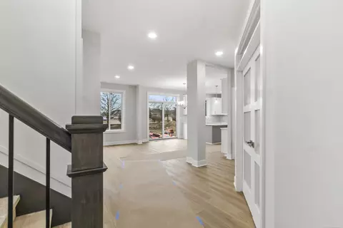 Entry Way - 45532 Gable, Macomb, MI 48044 photo 2 of 4