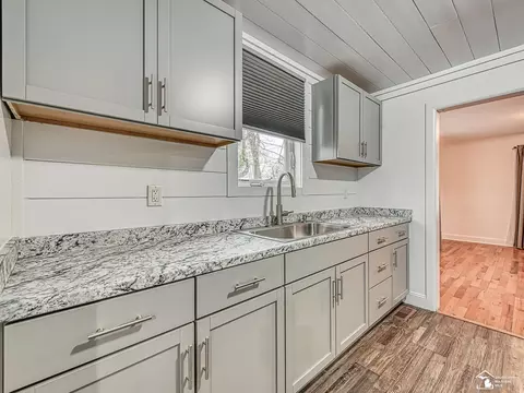 Kitchen - 2052 Pleasantview, Monroe, MI 48162 photo 3 of 4