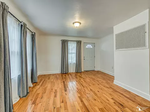 Living - 2052 Pleasantview, Monroe, MI 48162 photo 1 of 2