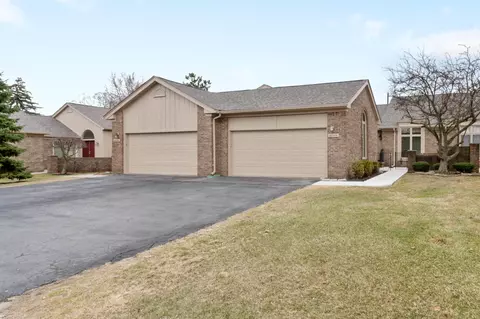 16544 Sarjay, Clinton Township, MI 48038
