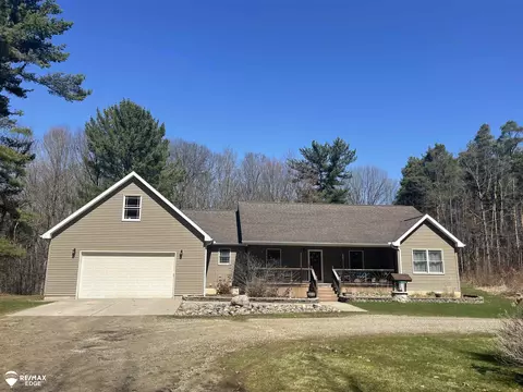 10275 Newland, Otisville, MI 48463